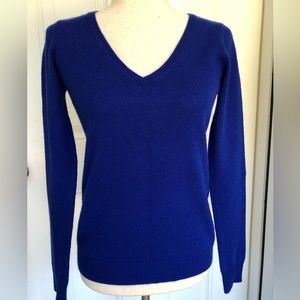 ANN TAYLOR 100% Cashmere Womens Sweater.  Excellent Used Condition.  Size Small